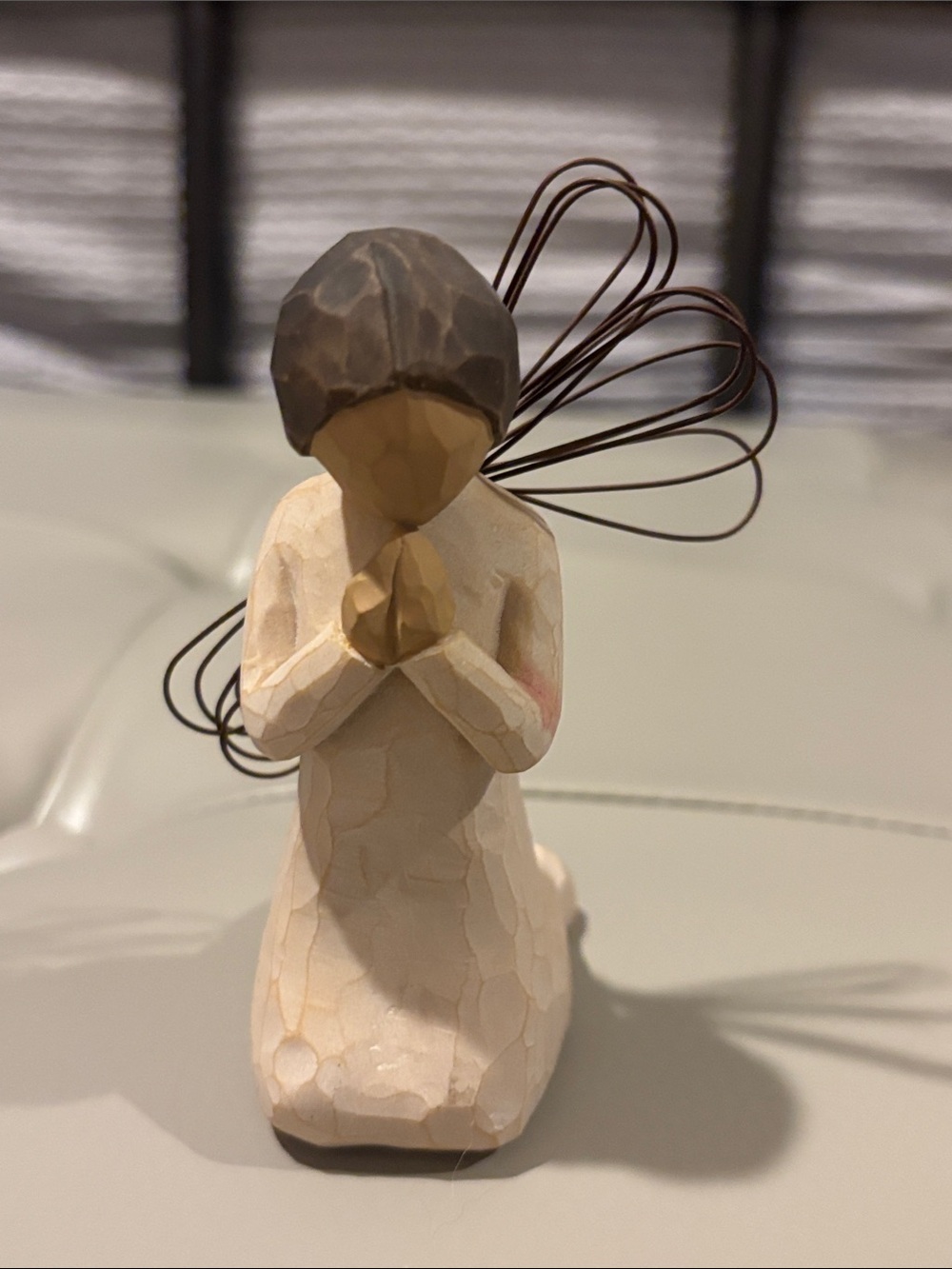 Willow Tree Cream Angel Figurine with Brown Hair and Wire Wings